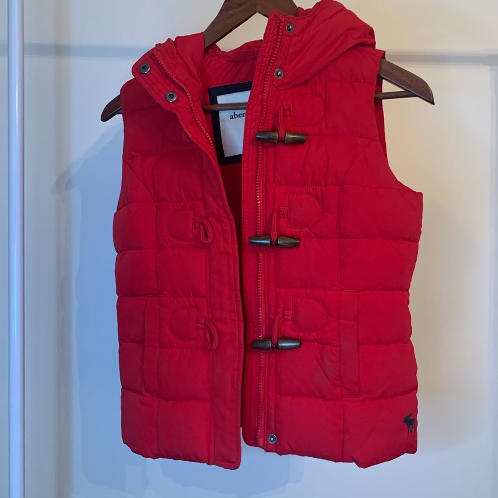 “Abercrombie” vest